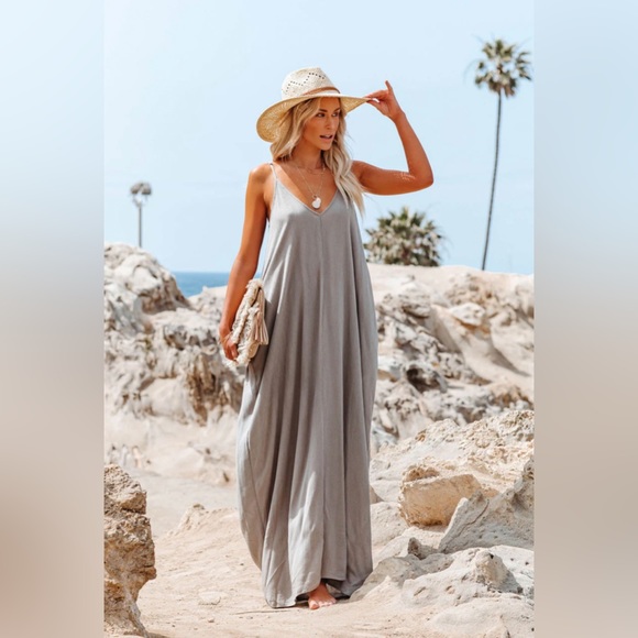 lovestitch Dresses & Skirts - Olivian Pocketed Maxi Dress from Vici Collection